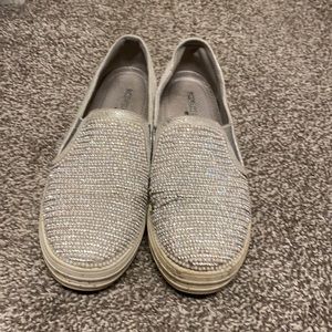 Memory foam sketchers